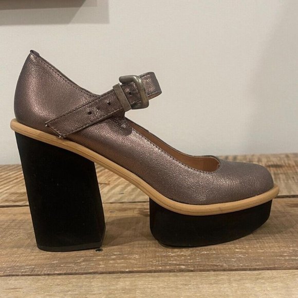 Free People Shoes - Free People Maggie MJ Bronze Leather Platforms Size 39